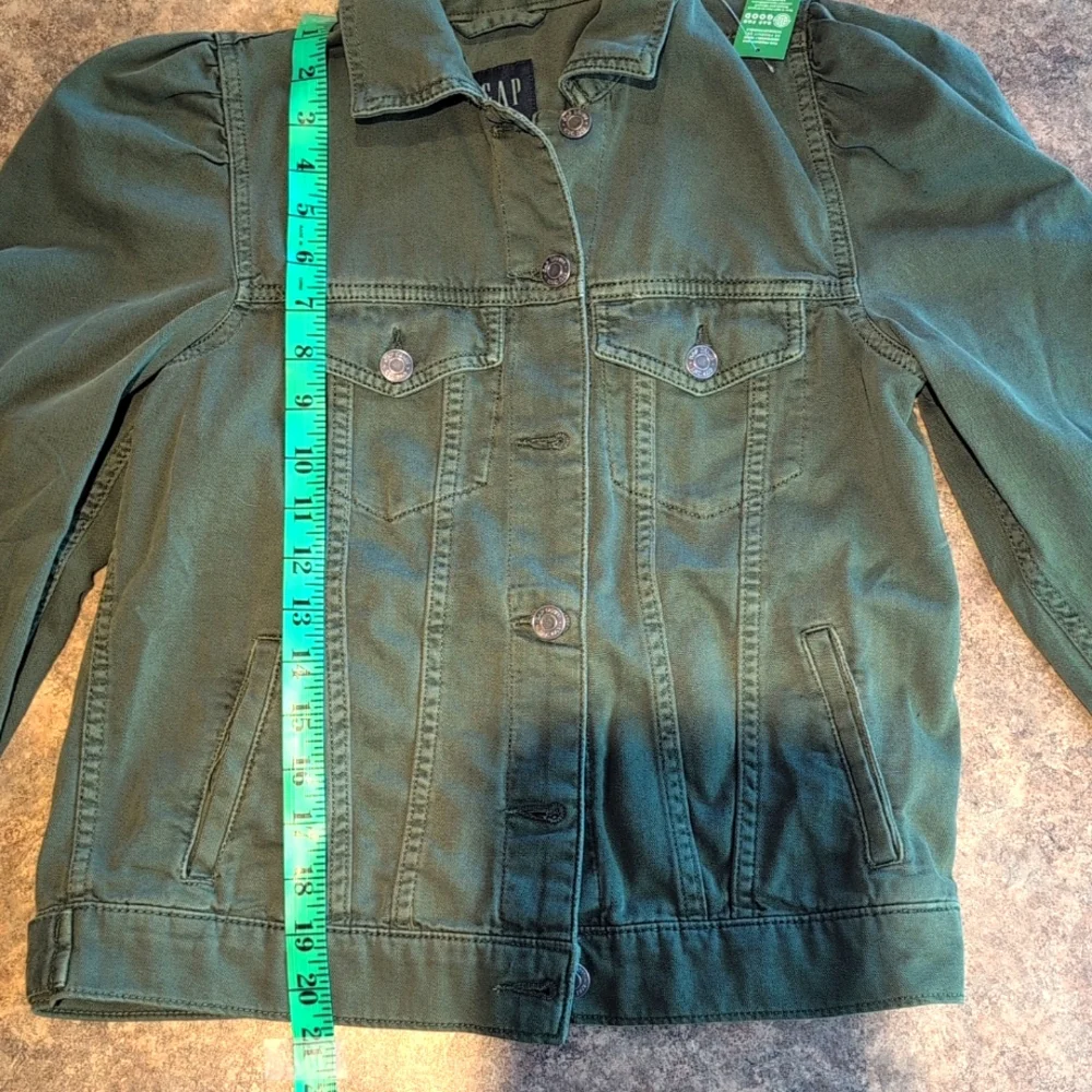 Gap Jacket - Picture 4 of 5